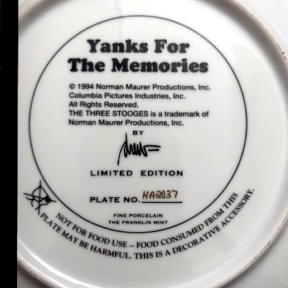 Three Stooges Trio Franklin Mint Limited Edition Decorative Plates X Certificate - Picture 9 of 15